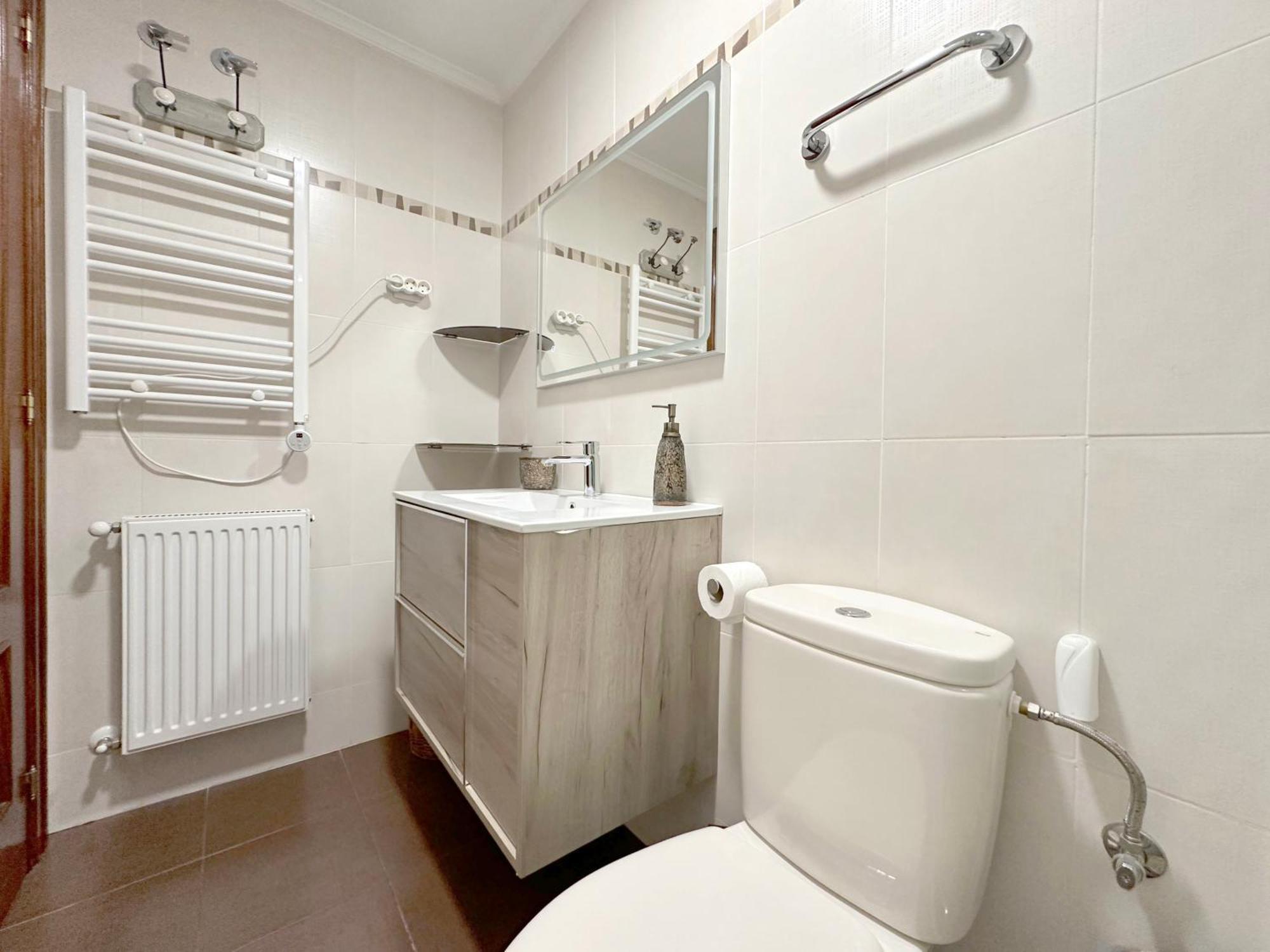 카스트로우르디알레스 Apartamento Con Gran Terraza En El Centro 아파트 외부 사진