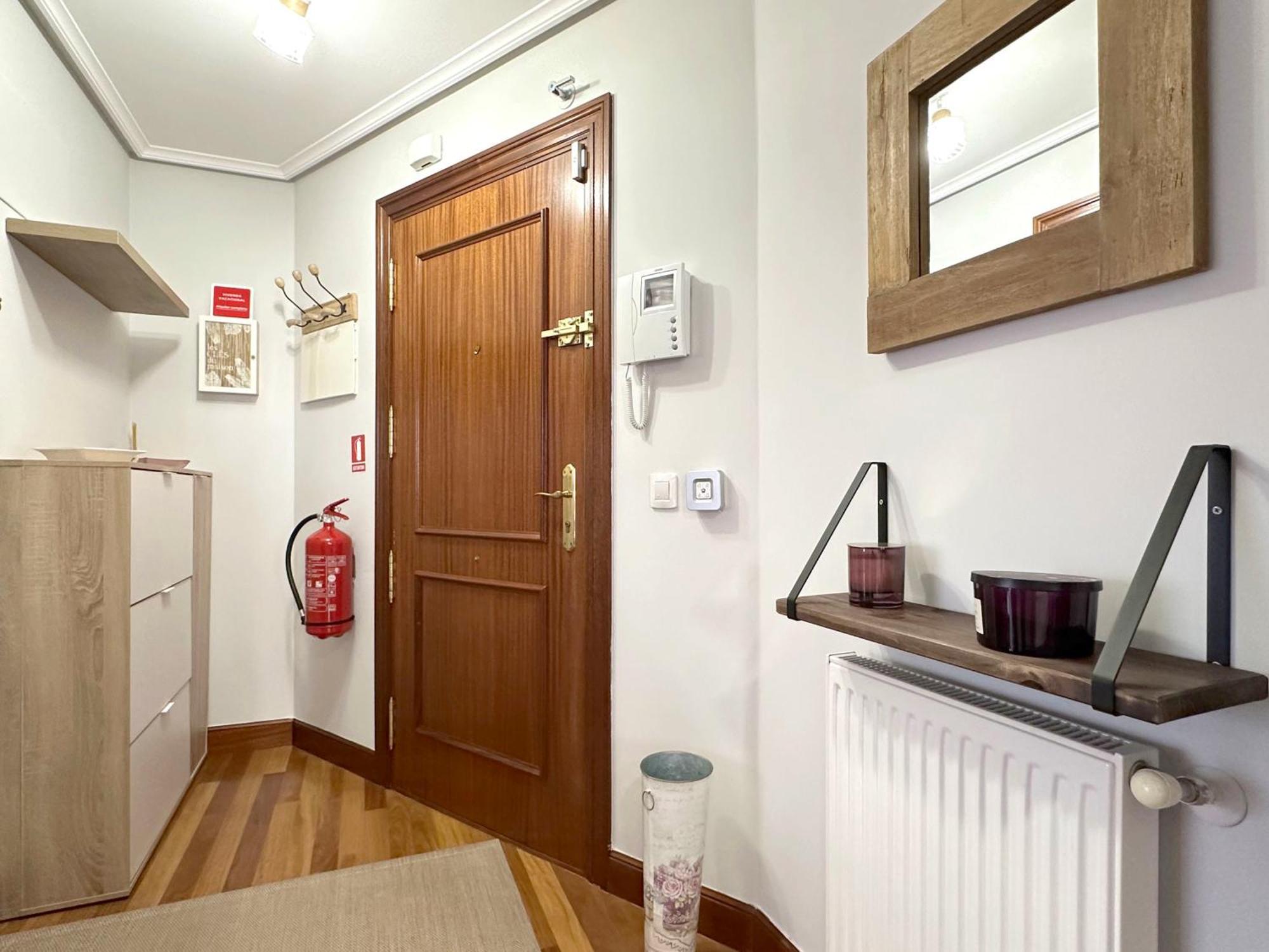 카스트로우르디알레스 Apartamento Con Gran Terraza En El Centro 아파트 외부 사진