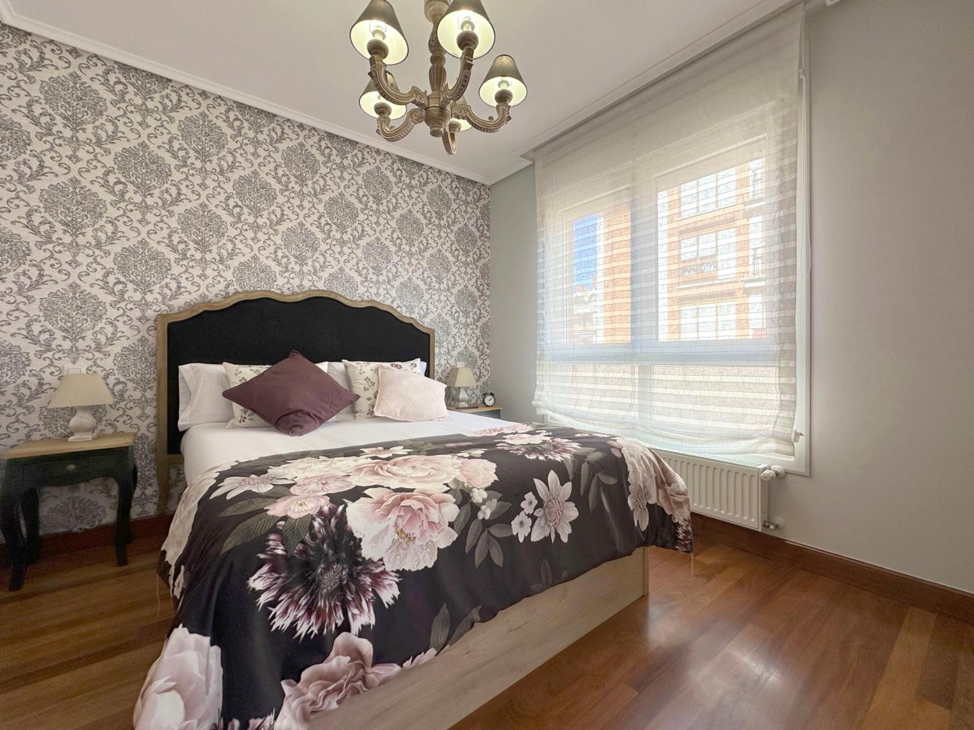 카스트로우르디알레스 Apartamento Con Gran Terraza En El Centro 아파트 외부 사진